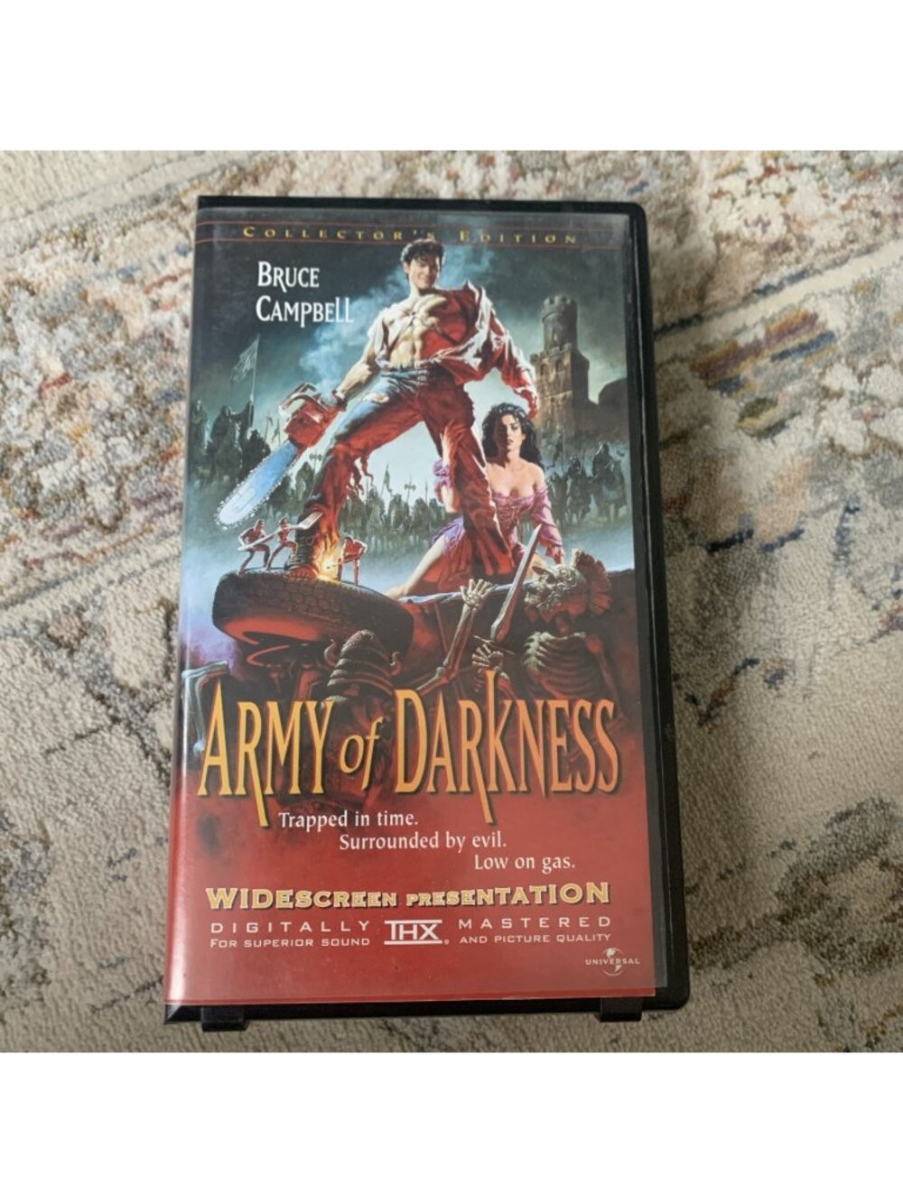 Army of Darkness (VHS, 1999 Collector's Edition Clamshell) Cult Classic Horror